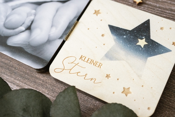 Holzleporello "Stern" als Erinnerungsstück für Sternenkinder -personalisiert-